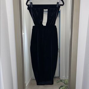 Velvetine Black Dress